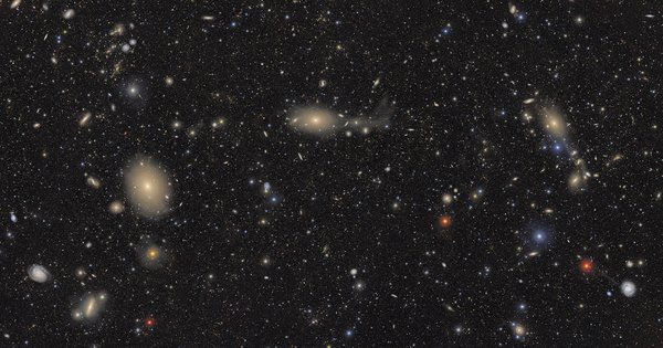 Hamar milioi galaxia inguru