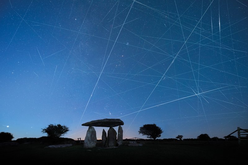 Satelite arrastoak Pentre Ifan 