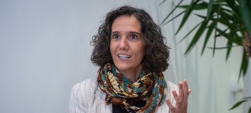 Maite Solas Zubiaurre: "Gure hipotesia da alzheimerra gaixotasun metaboliko bat dela jatorrian" Maite Solas Zubiaurre: "Gure hipotesia da alzheimerra gaixotasun metaboliko bat dela jatorrian"