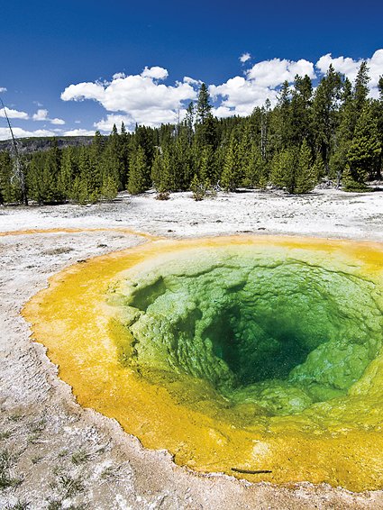 yellowstone-6_94.8695360873