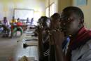 GIBaren infekzioa prebenitzeko injekzioa Afrikan zabaltzeko asmoa iragarri dute
