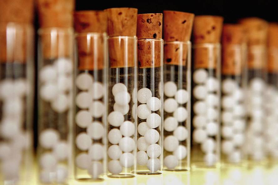 homeopatia-ez-da-plazeboa-baino-eraginkorragoa-aus